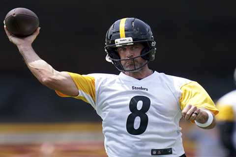 Oddsmakers don’t believe in Aaron Rodgers’ Steelers