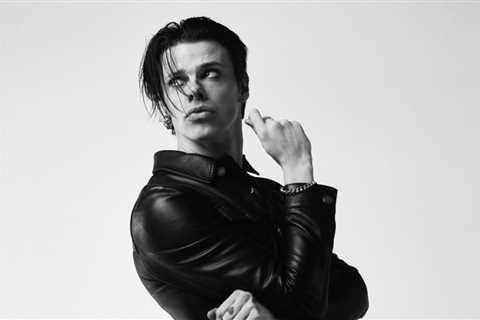 Yungblud Says Identifying as Pansexual Gives Him ‘the Most Room’ to ‘Manuever’