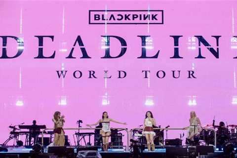 Watch Bruno Mars Crash BLACKPINK’s DEADLINE Tour for Surprise ‘APT.’ Performance With ROSÉ