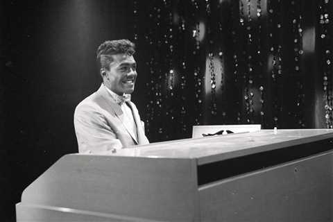 Forever No. 1: Dave ‘Baby’ Cortez’s ‘The Happy Organ’