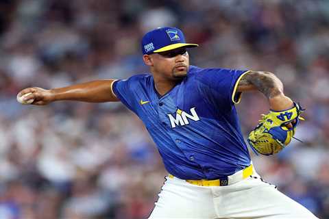 Twins may be open for business on pair of relievers