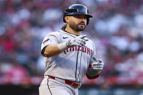 Eugenio Suárez compliments ‘hungry’ Yankees while leaving door open to trade