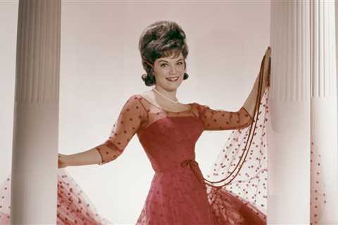 Forever No. 1: Connie Francis’ ‘Don’t Break the Heart That Loves You’