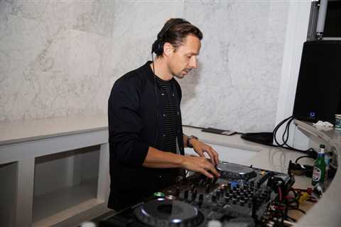 French Producer Martin Solveig Announces Retirement From DJing