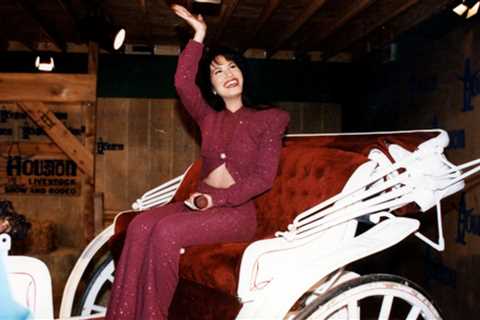 The Ultimate Selena Timeline: From Her First Big Hit to ‘Dreaming of You’