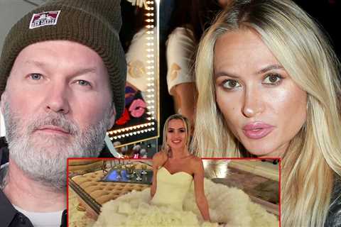 Limp Bizkit Singer Fred Durst's Ex-Wife Selling Wedding Dress