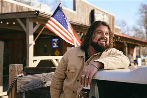 ‘Don’t That Sound Like a Country Song?’ Dillon Carmichael on New Single ‘She Gone’