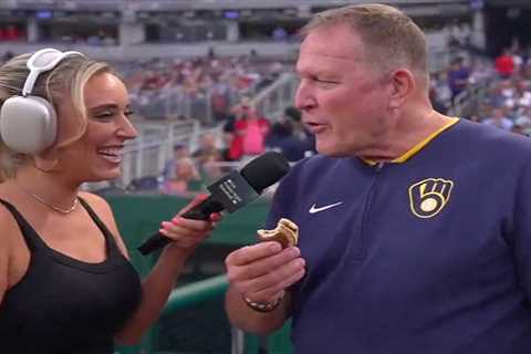 Brewers manager reveals he carries pancake in his pocket — before making reporter eat it