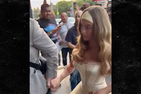 Sydney Sweeney Gets Heckled at Film Premiere Amid American Eagle Drama