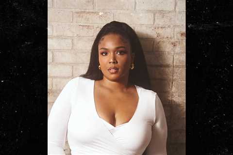 Lizzo Discusses How Her Weight Loss Has Changed Her Body Positivity