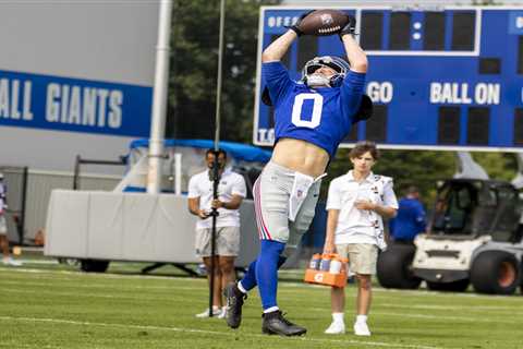 Jameis Winston connects with Gunner Olszewski for late touchdown at Giants camp