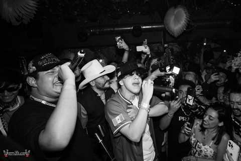 Los Guitarrazos: Step Into Mexico’s Bohemian Nightlife, Where Everyone From Xavi to C...