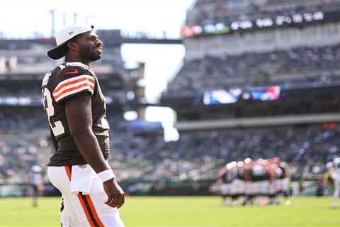 What Dillon Gabriel told Shedeur Sanders after ‘entertainers’ controversy