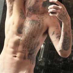 Hot Guys In Towels -- Guess The Sexy Star!