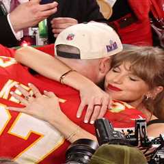 Brutal Travis Kelce drop dooms 0-2 Chiefs in loss to Eagles with Taylor Swift in attendance