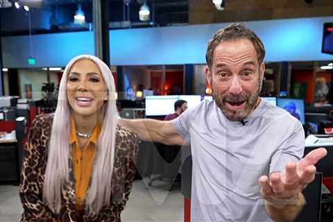 Farrah Abraham Crashes TMZ Livestream, Hypes 'TMZ After Dark Tour' Hosting Gig