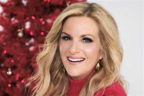 Trisha Yearwood Is Releasing a Holiday Album Featuring Her Take on an Elvis Classic