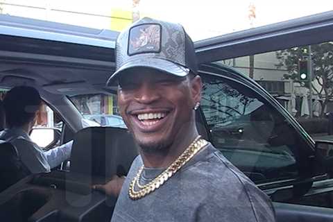 Ne-Yo Steps Out With All 4 Girlfriends, Says Life Is Like a Movie