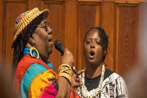 The Vibrant Music Scene of Southeast SC: Exploring the World of Singing Groups