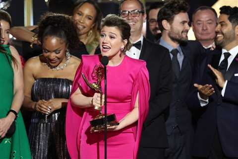 Mario Lopez Set to Host 2025 Daytime Emmys — A.K.A. TV Academy’s Annual Tribute to Kelly Clarkson