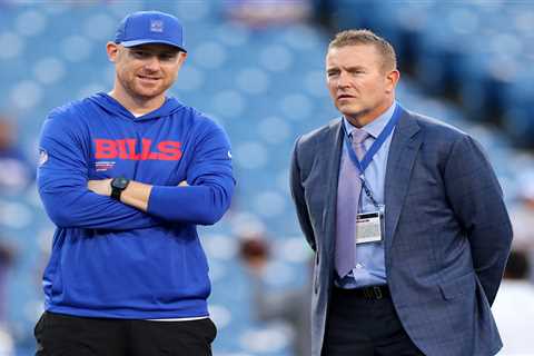 Kirk Herbstreit found out in middle of calling ‘TNF’ game that close friend Brett James died in..