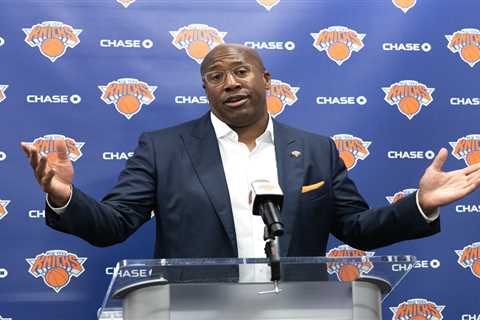 Mike Brown enters Knicks camp with three key priorities in Finals-or-bust season