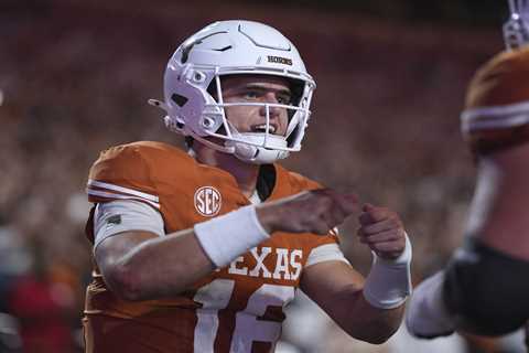 Arch Manning’s best showing of year powers Texas’ rout of Sam Houston State