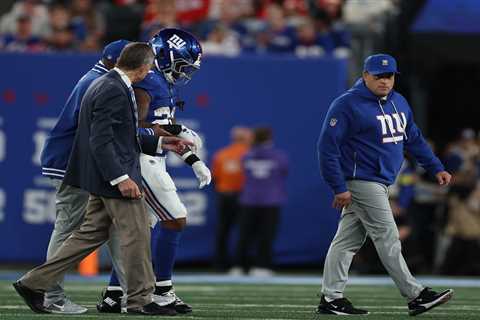 Tyrone Tracy Jr. exits early with shoulder injury in potential Giants nightmare