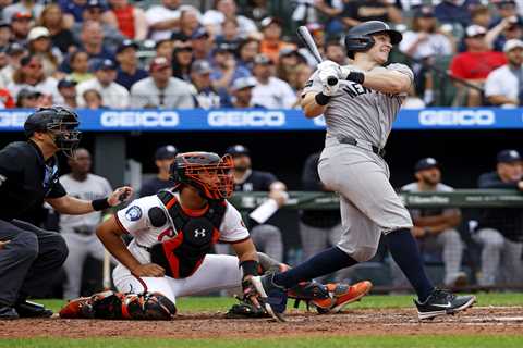 Yankees must take care of business in AL East chase — and maybe root for rival Red Sox