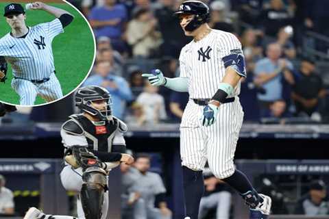 Aaron Judge blasts two homers in Yankees’ destruction of White Sox to move into AL East tie