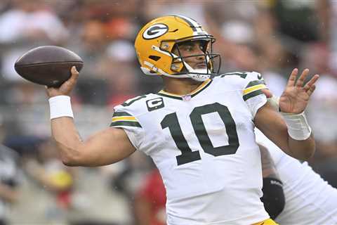 Cowboys vs. Packers prediction: ‘Sunday Night Football’ Week 4 picks, props, odds