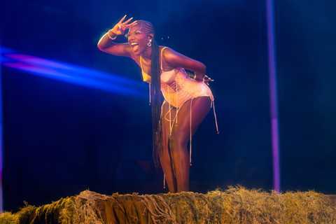 Zohran, Doechii & Lola Young Thrill 2025 All Things Go NYC: 6 Best Moments