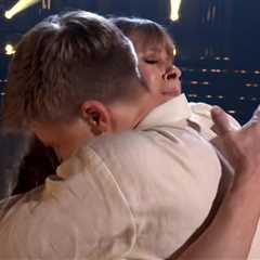 Robert Irwin Gets Emotional on 'DWTS' After Dedicating Dance to Mother