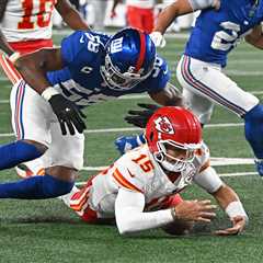 Inside the 10-minute meeting that put the Giants defense back on track