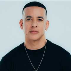 Daddy Yankee’s ‘Sonríele’ Leads Latin Airplay Chart: ‘Thank You for Continuing to Connect With..