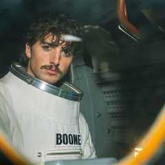 Benson Boone to Headline ‘Insanely Sick’ Show at Kennedy Space Center’s Rocket Garden