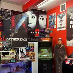 Slasher World In West Hollywood -- Spooky For Halloween!