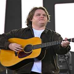 Lewis Capaldi Sets Dates For Spring 2026 North American Tour