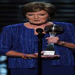 ESPN’s Holly Rowe reveals she dumped ‘smoking hot’ bodybuilder boyfriend ‘Mr. Switzerland’ over Pat ..