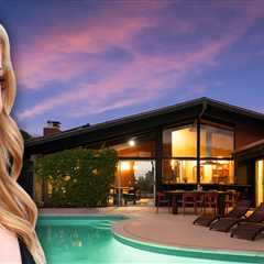 Riki Lindhome Selling Her Los Angeles Home for $2.8 Million
