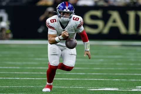 Butterfinger Giants destroyed by turnovers in brutal loss to lowly Saints