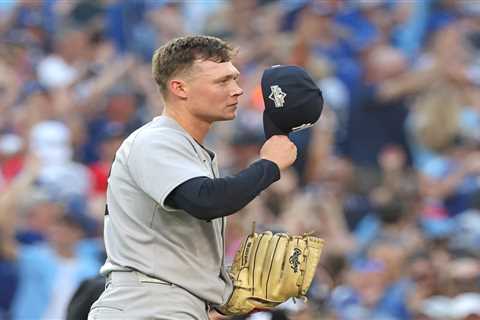 Aaron Boone’s Will Warren decision backfires as Yankees pitcher implodes