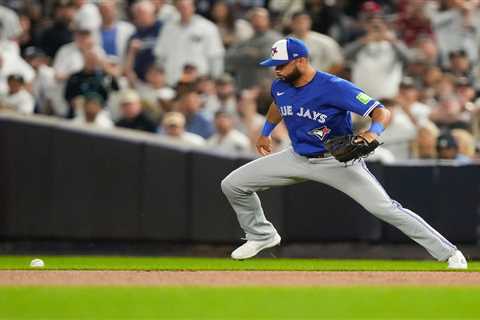 The critical Blue Jays mistakes that opened the door for Yankees’ Game 3 rally