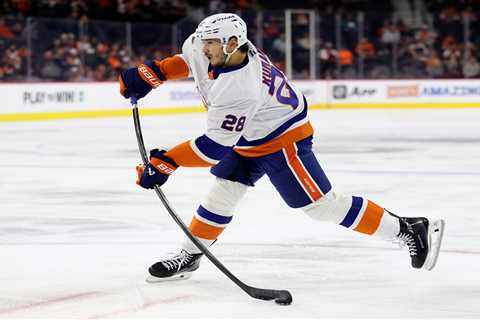 FanDuel promo code: Bet $5, get $300 in bonus bets if your bet wins for Islanders vs. Penguins