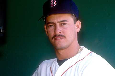 Former Red Sox Star Mike Greenwell Dead At 62 After Cancer Battle