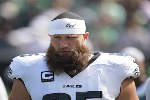 Lane Johnson wants Eagles offense to be ‘less predictable’