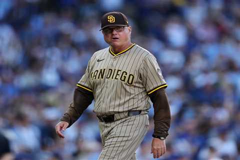 Mike Shildt retires as Padres manager in MLB shocker: ‘Severe toll’