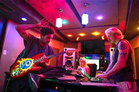 PinkPantheress and Glass Animals’ Dave Bayley Set For Inaugural Anti Social Camp U.K.