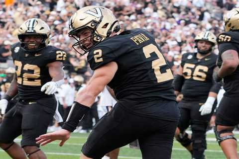 Vanderbilt QB Diego Pavia makes bold Heisman statement, channels Johnny Manziel in historic win