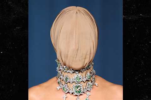 Kim Kardashian Covers Entire Face in Shocking Look at Academy Museum Gala